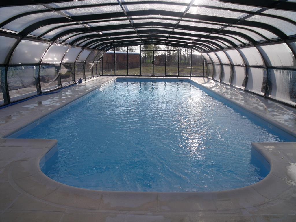 Le Domaine Des Tuileries Guest House Salins Bagian luar foto